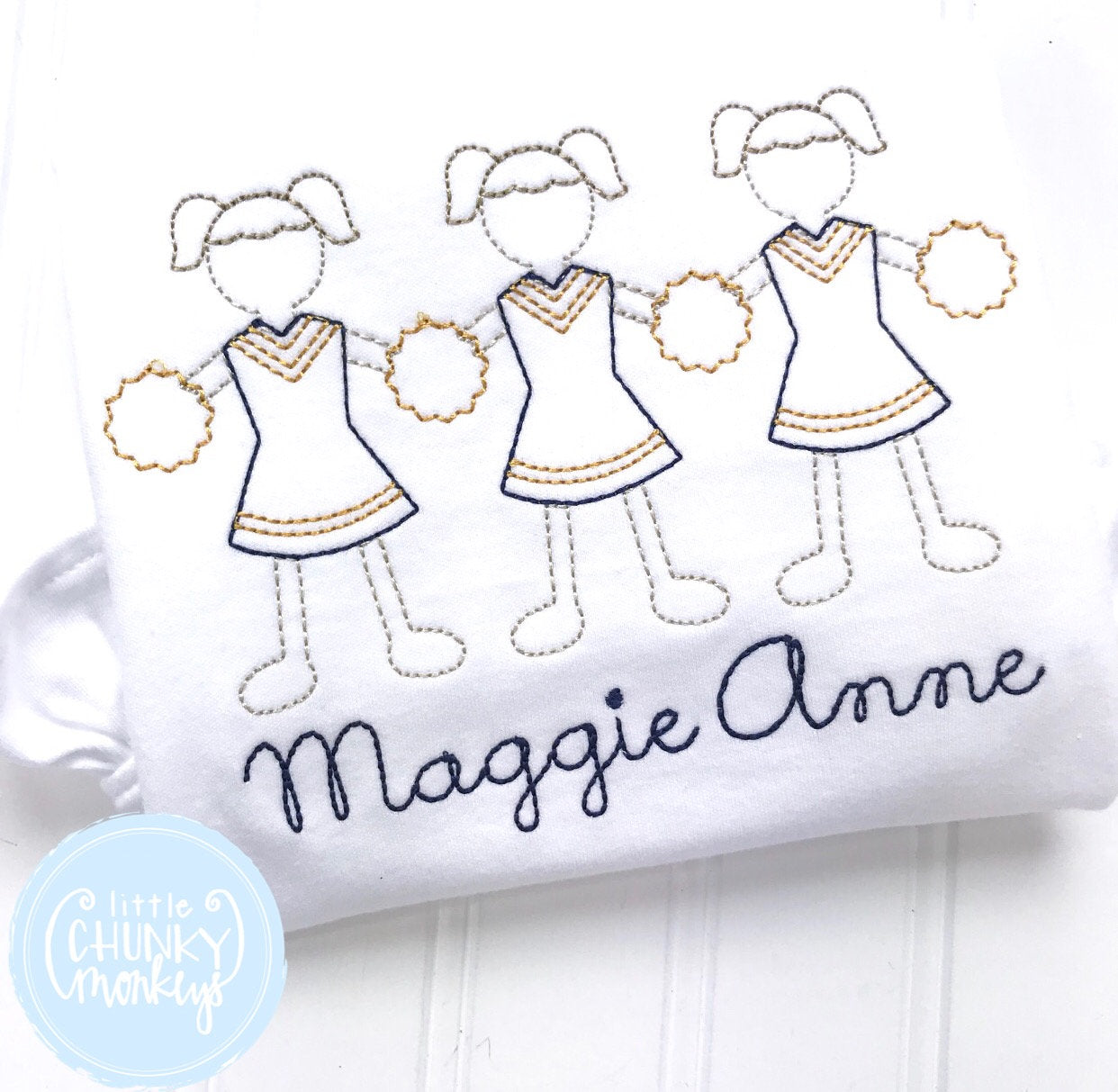 Girl outfit - Girl Shirt - Vintage Cheerleader with Personalization